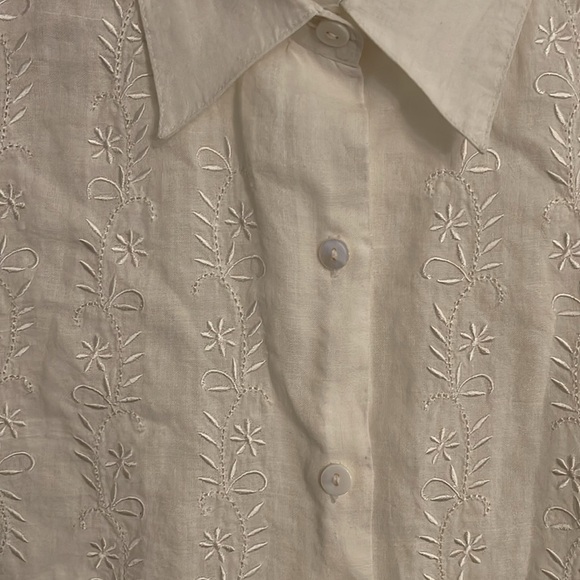 Jennifer‎ Eaen white women’s sz S short sleeve button up embroidery 💯 % RAMIE - Picture 3 of 9